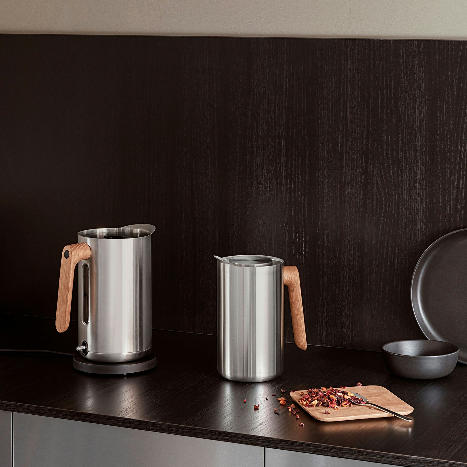 https://royaldesign.com/image/10/eva-solo-nordic-kitchen-vacuum-jug-10-l-stainless-steel-5