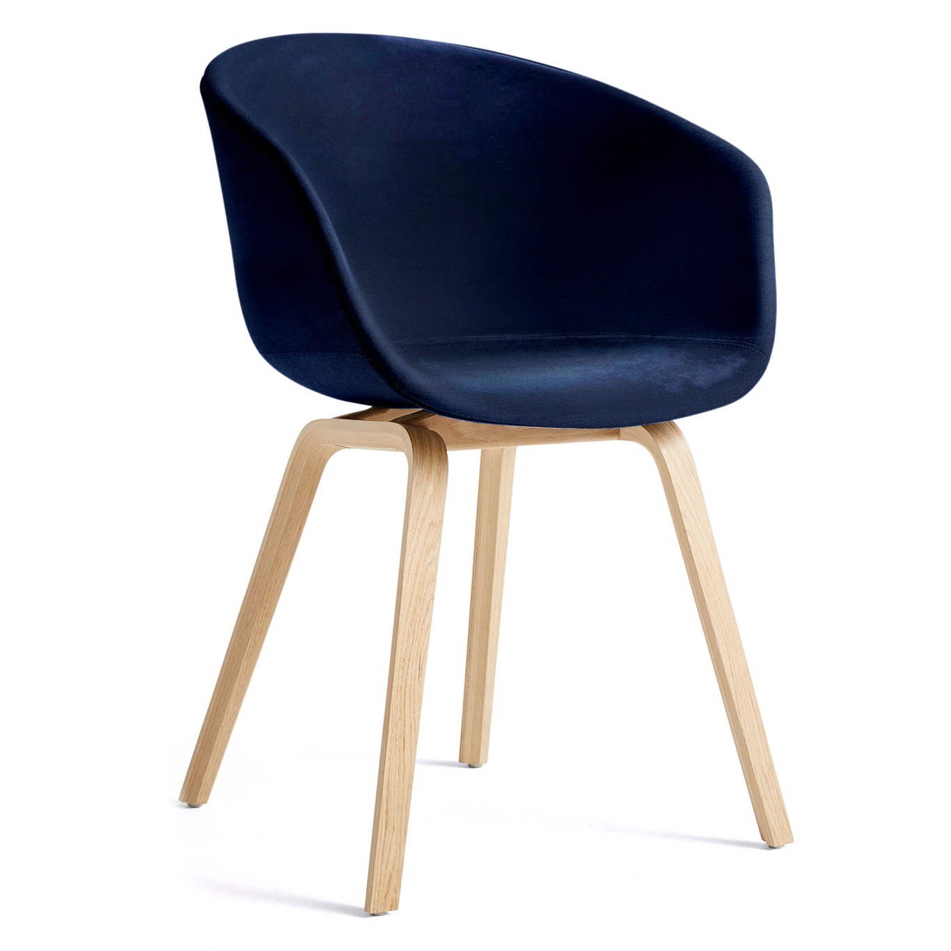 AAC 23 Chair, Water-based Lacquered Oak / Lola Navy 5647