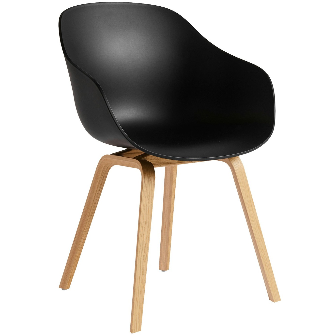 AAC 222 2.0 Armchair, Lacquered Oak / Black
