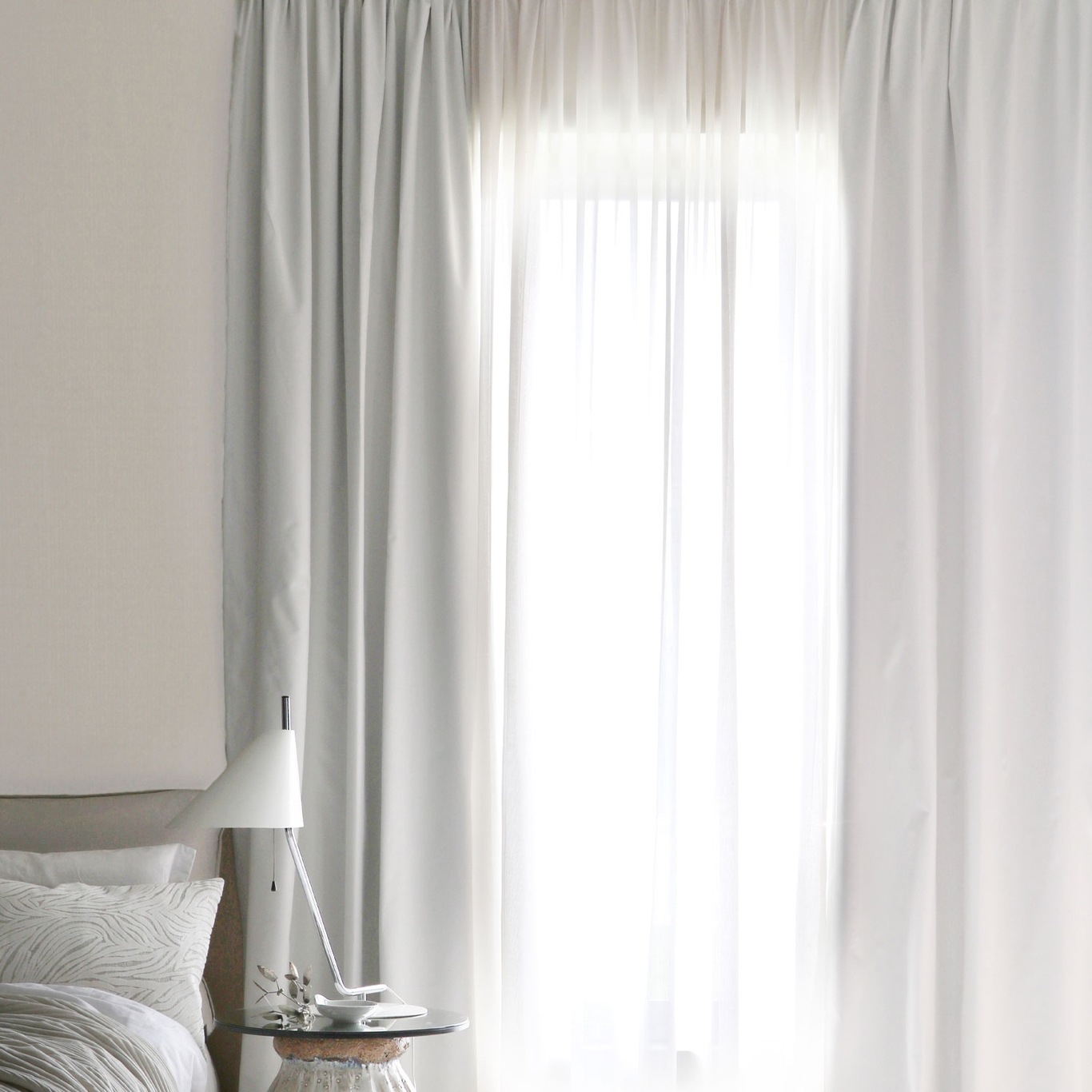 Shelby Blackout Curtain Natural White, 135x250 cm