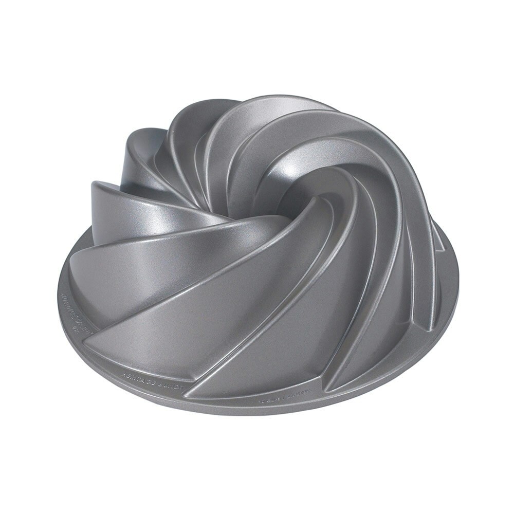 6 Cup Heritage Baking Tin - Nordic Ware @ RoyalDesign