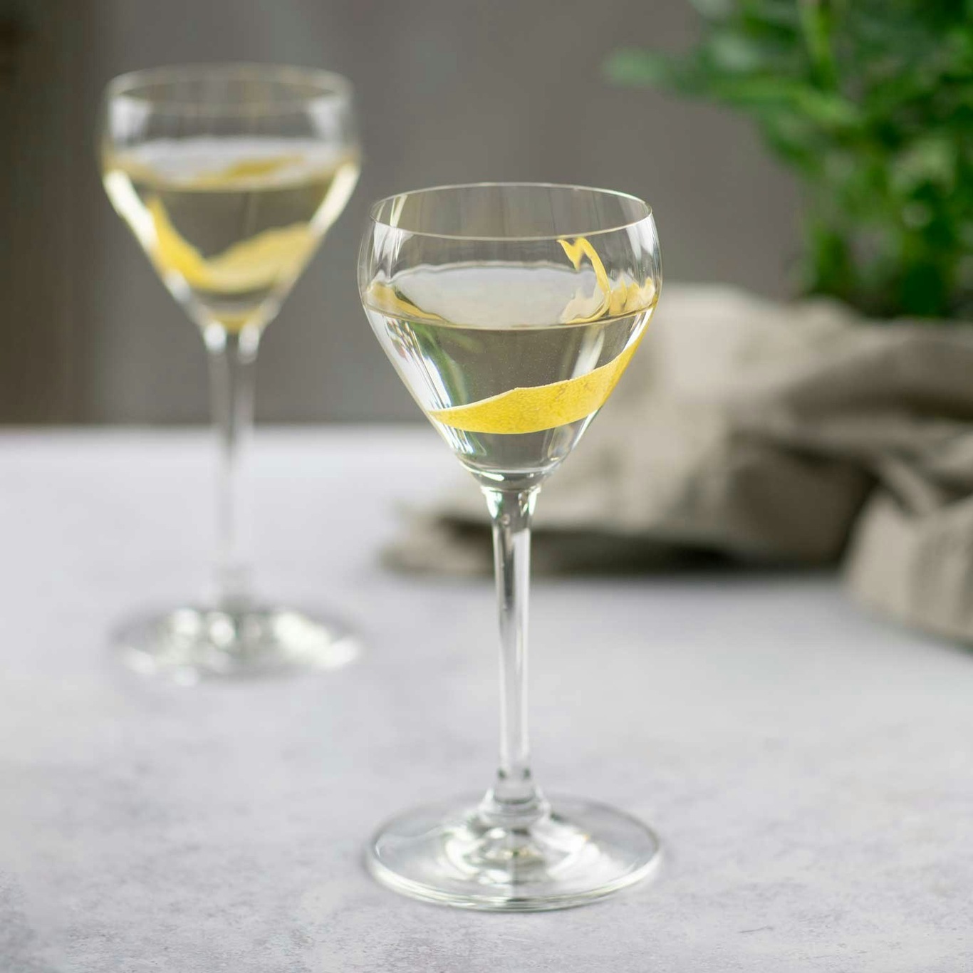 https://royaldesign.com/image/11/riedel-drink-specific-nick-nora-drink-glass-2-pack-20-cl-0?w=800&quality=80