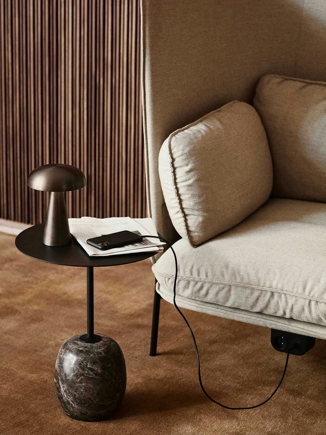 https://royaldesign.com/image/11/tradition-como-sc53-table-lamp-portable-2