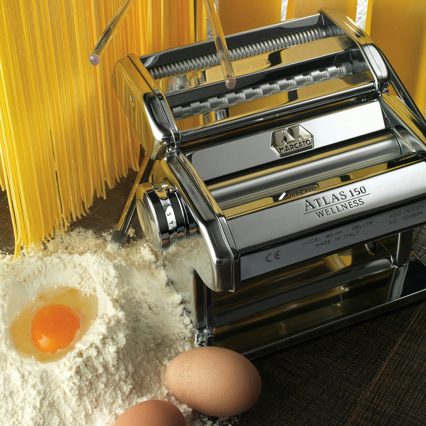 https://royaldesign.com/image/12/marcato-atlas-150-noodle-machine-stainless-1?w=800&quality=80