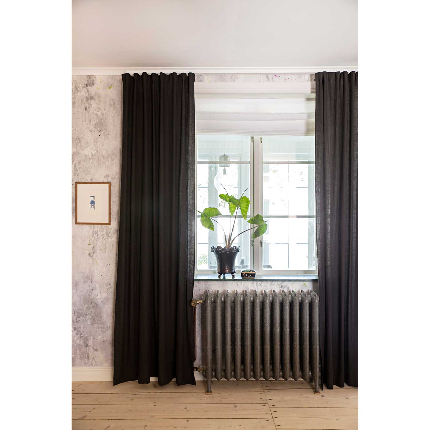 Sunshine Vorhang mit Faltenband 140x290 cm, Kohl - Himla @ RoyalDesign