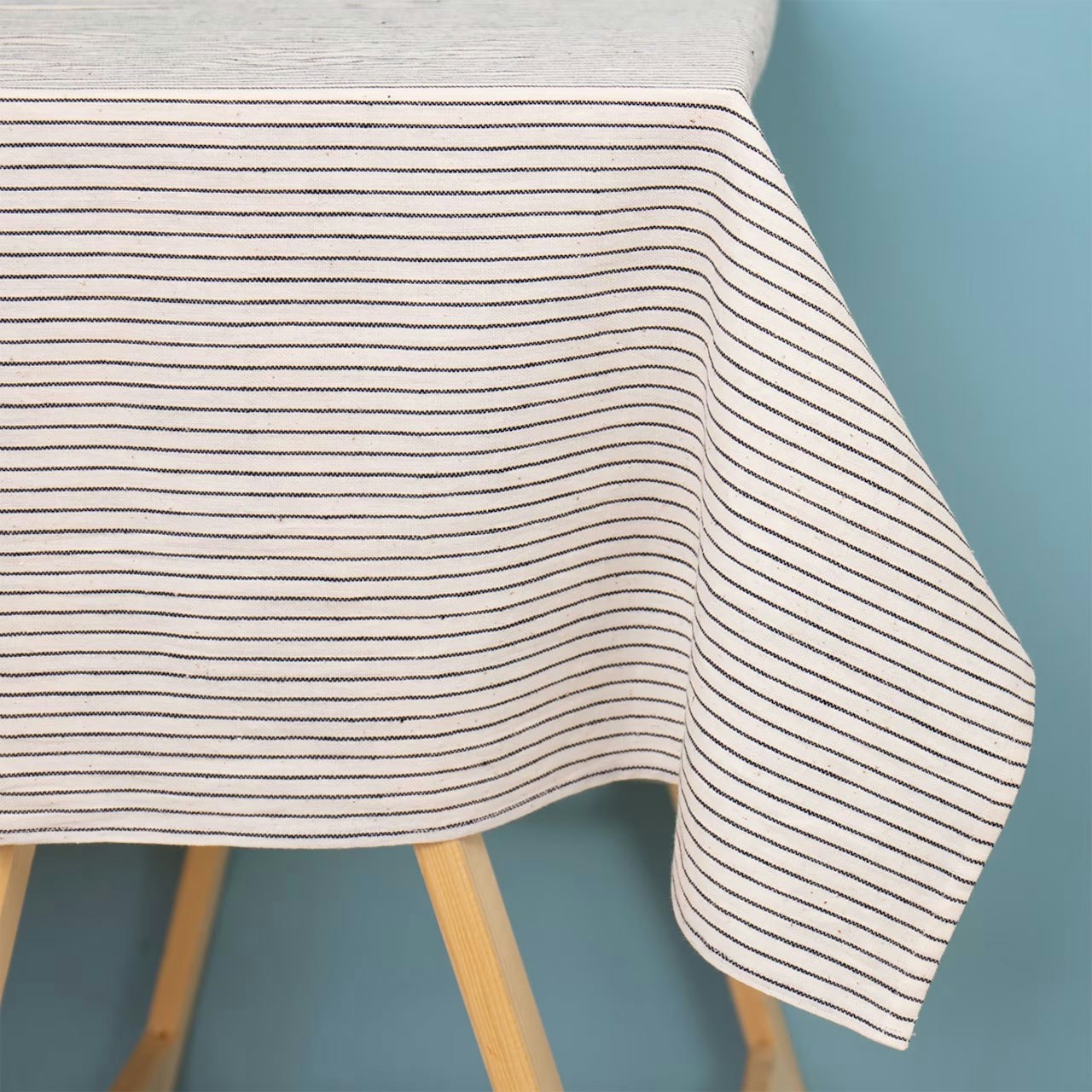 ECO THINSTRIPE Kitchen Towel 50x70 cm, White/Black - A world of craft @  RoyalDesign