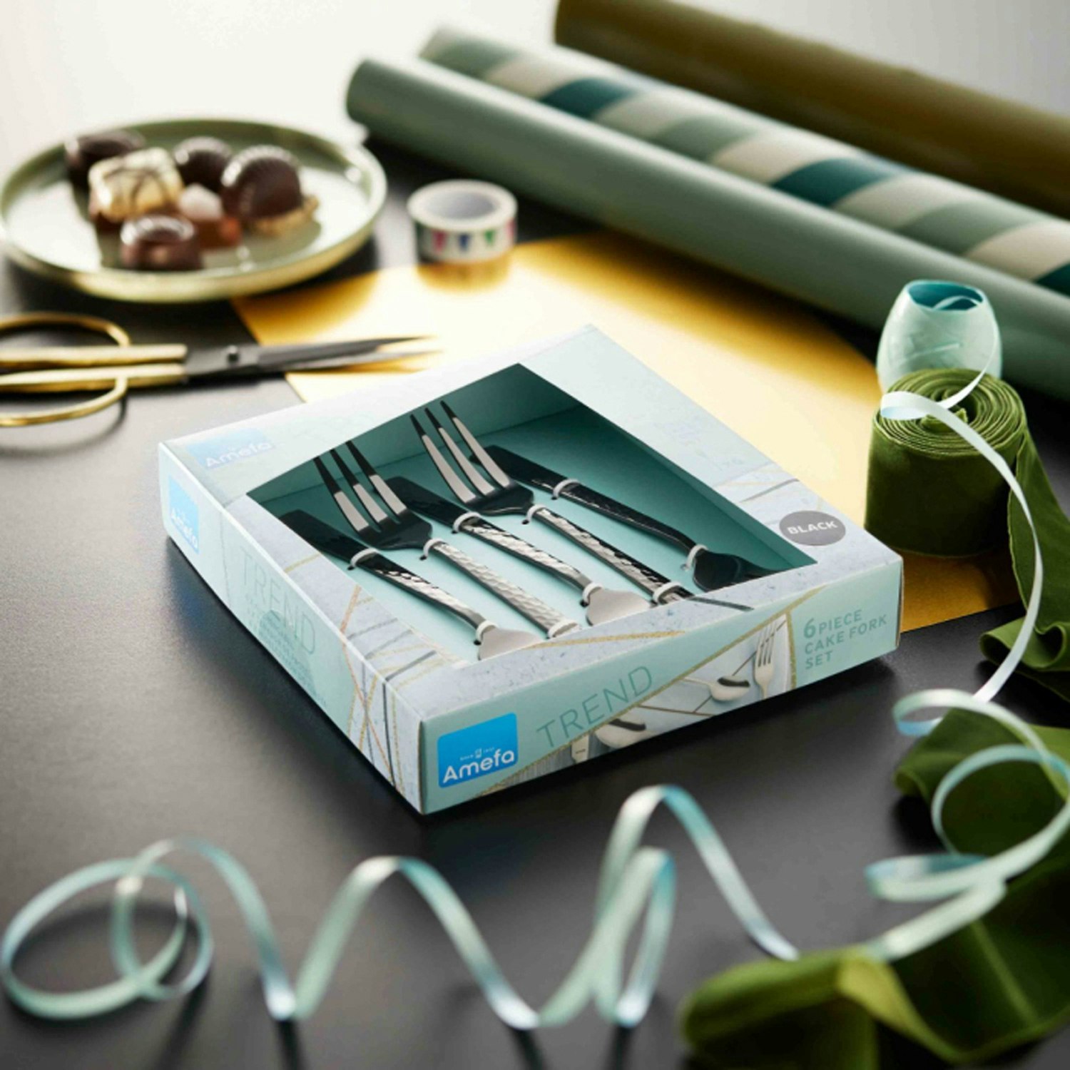 https://royaldesign.com/image/2/amefa-felicity-dessert-fork-6-pack-6