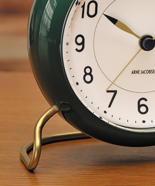 Station Alarm Clock, Green - Arne Jacobsen @ RoyalDesign