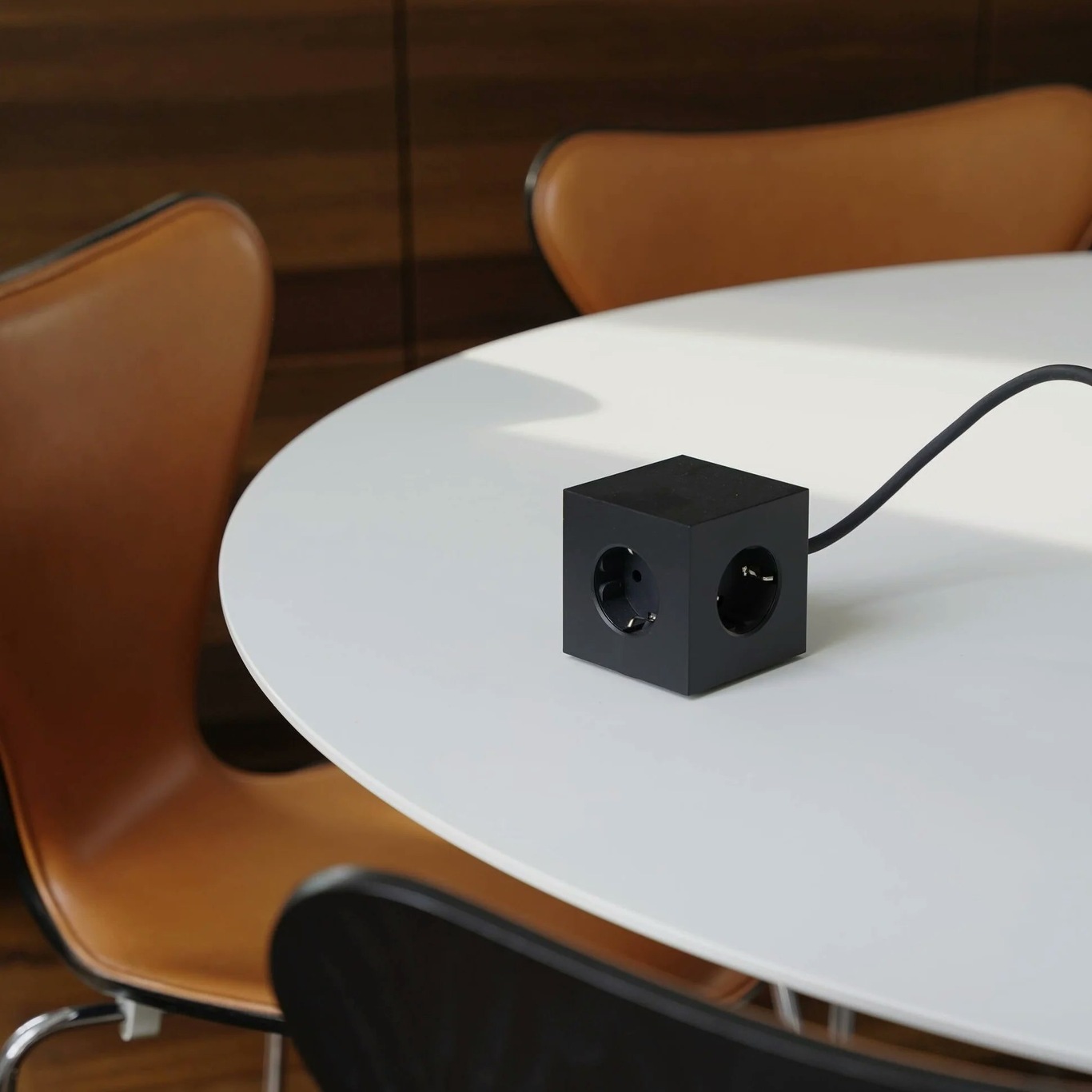 Square 1 Extension Cord With USB-C / Magnet 1,8 m, Stockholm Black - Avolt  @ RoyalDesign