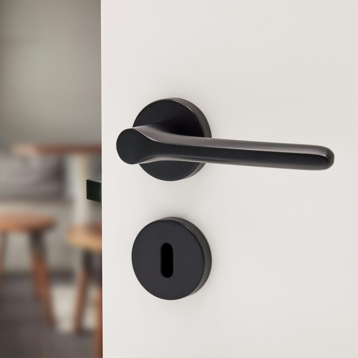 Sintra Door Handle With Keyhole, Matt Black - Beslag Design
