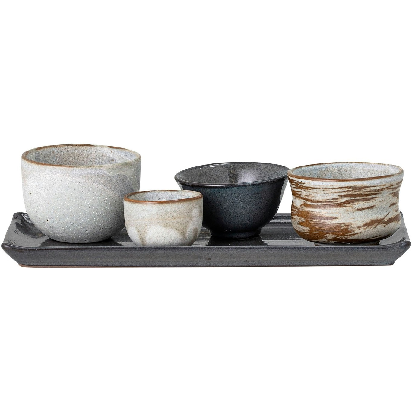 https://royaldesign.com/image/2/bloomingville-masami-sushi-set-white-stoneware-0?w=800&quality=80