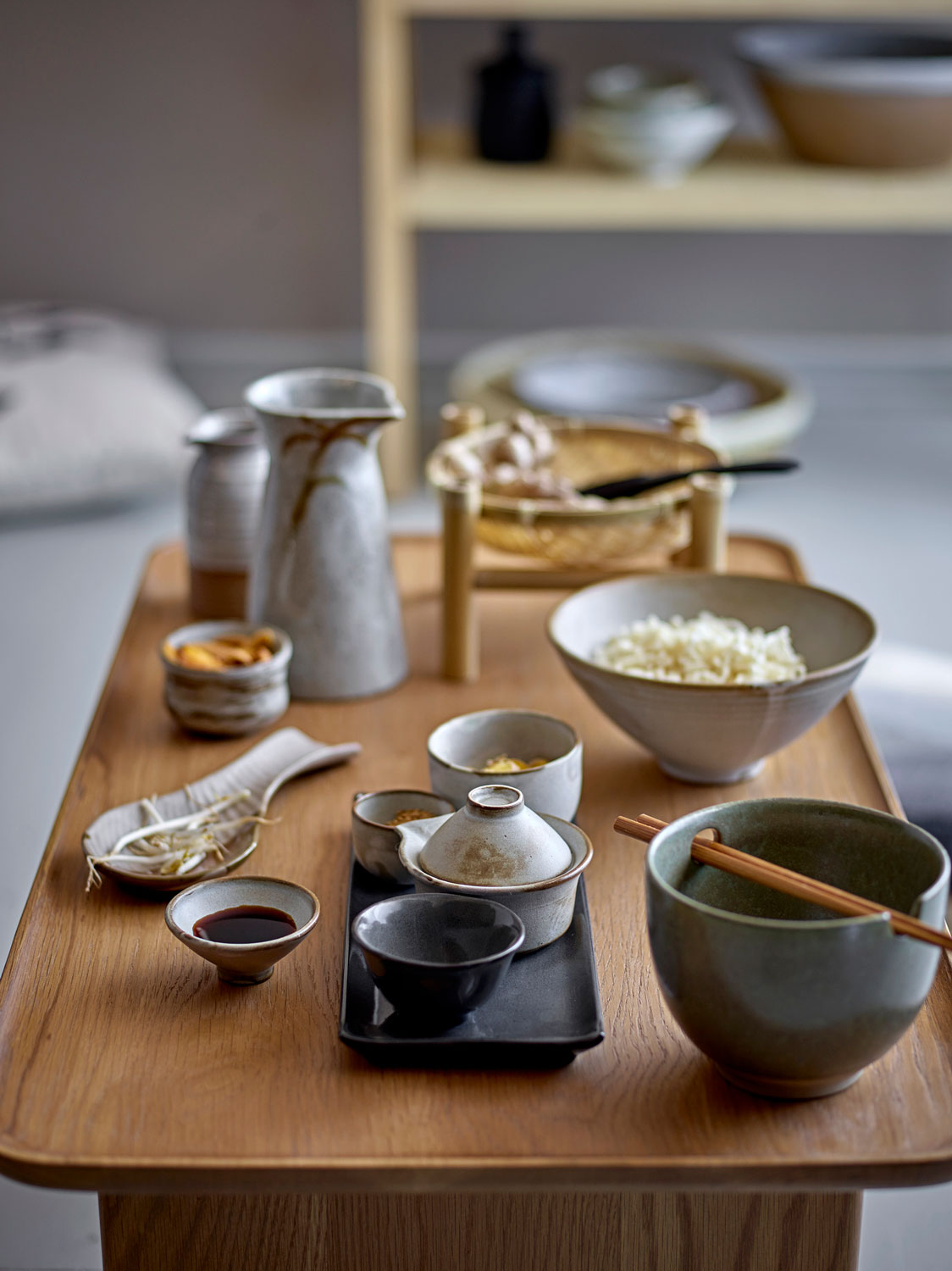 https://royaldesign.com/image/2/bloomingville-masami-sushi-set-white-stoneware-2?w=800&quality=80
