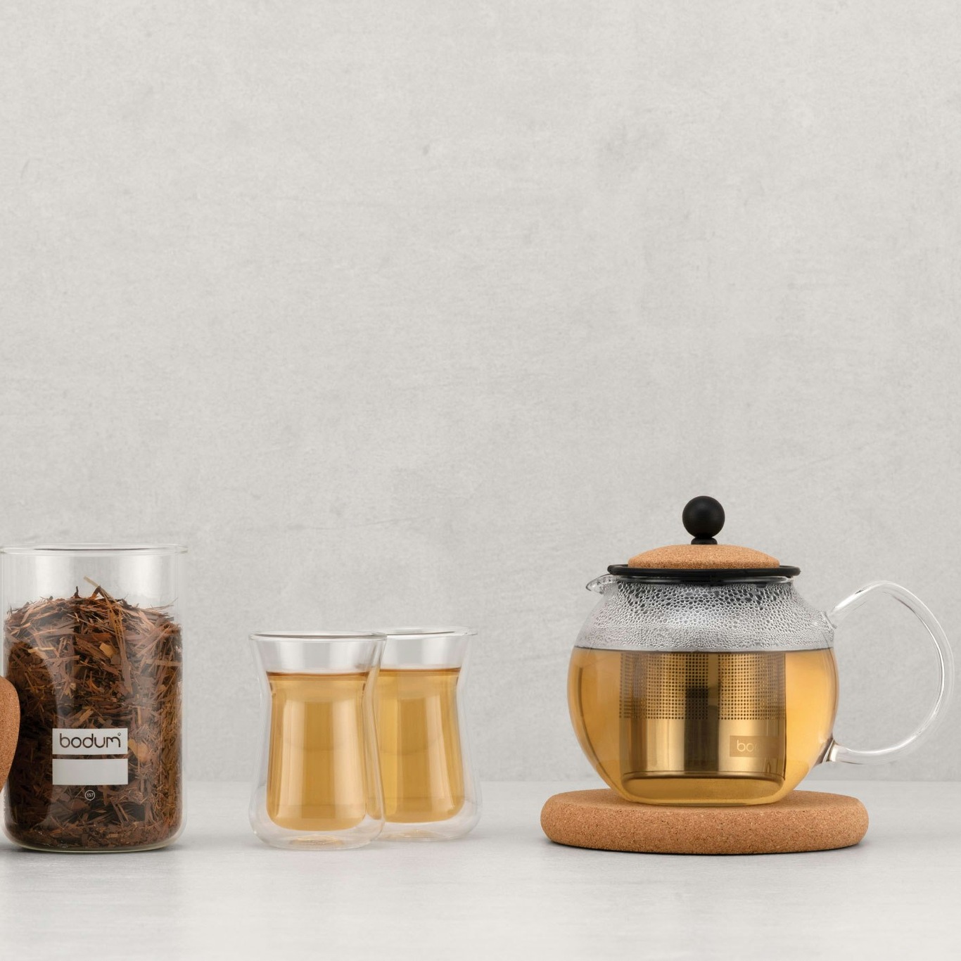 https://royaldesign.com/image/2/bodum-melior-double-walled-teacups-2-pack-10-cl-2?w=800&quality=80