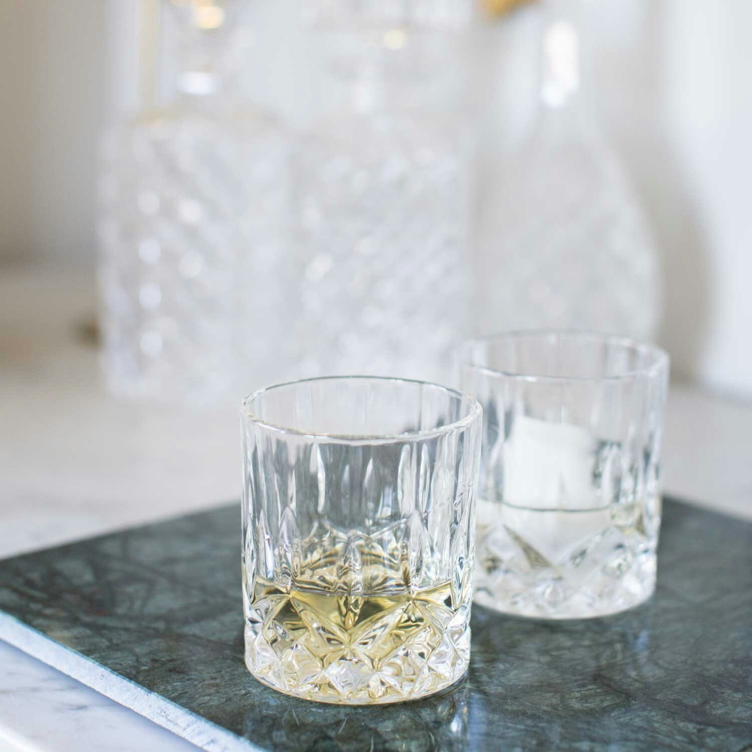https://royaldesign.com/image/2/dorre-vide-whiskey-glass-33-cl-2-pack-0