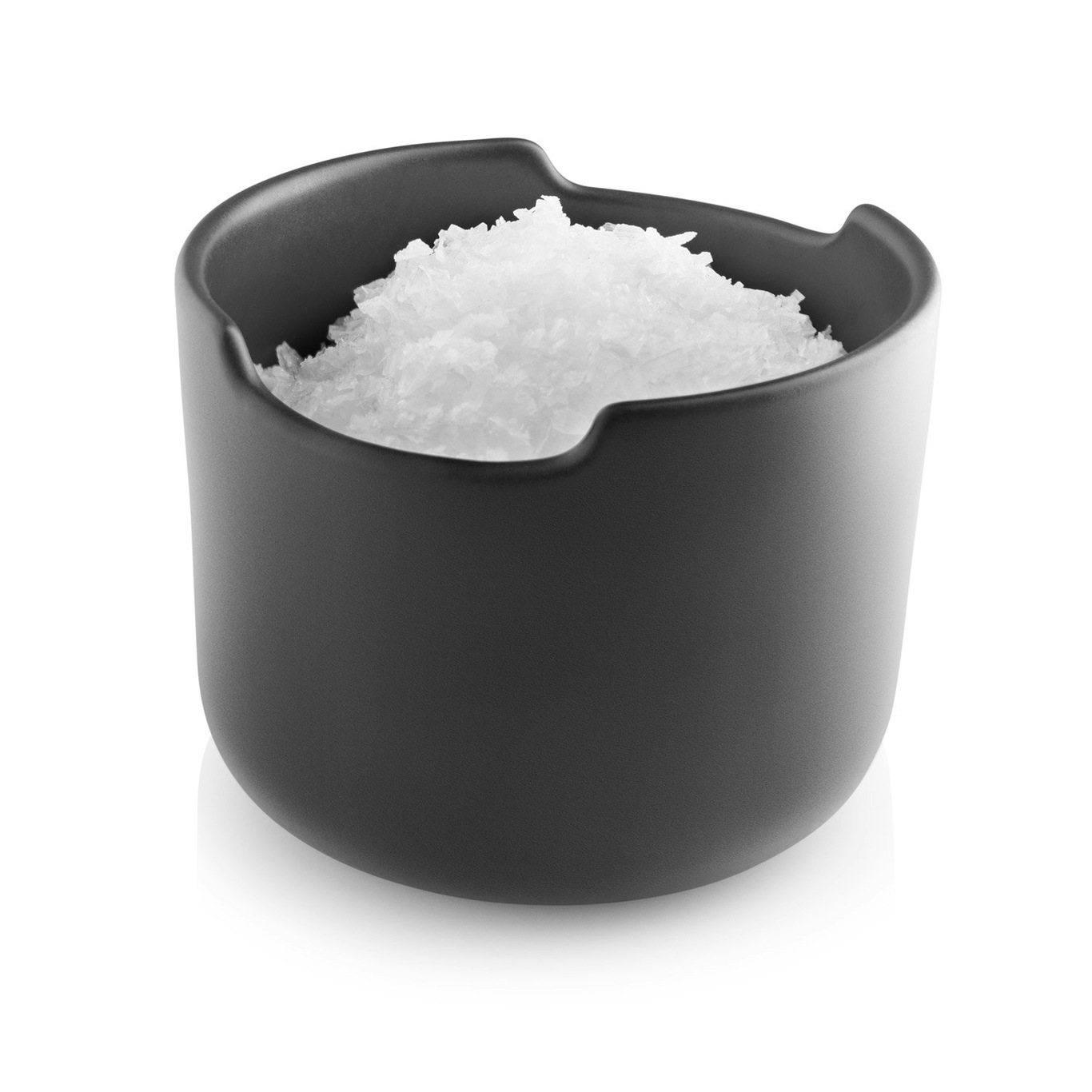 https://royaldesign.com/image/2/eva-solo-nordic-kitchen-salt-bowl-40-cl-1?w=800&quality=80