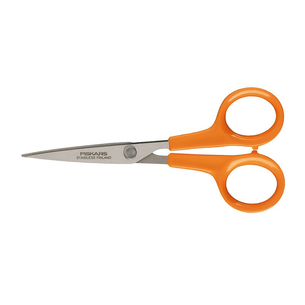 https://royaldesign.com/image/2/fiskars-classic-sewing-scissors-13-cm-0?w=800&quality=80