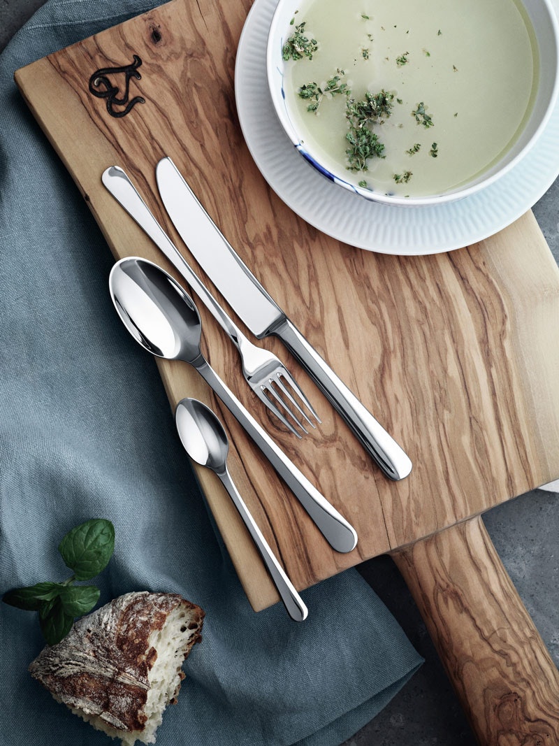 https://royaldesign.com/image/2/georg-jensen-copenhagen-cutlery-set-16-pieces-matt-3