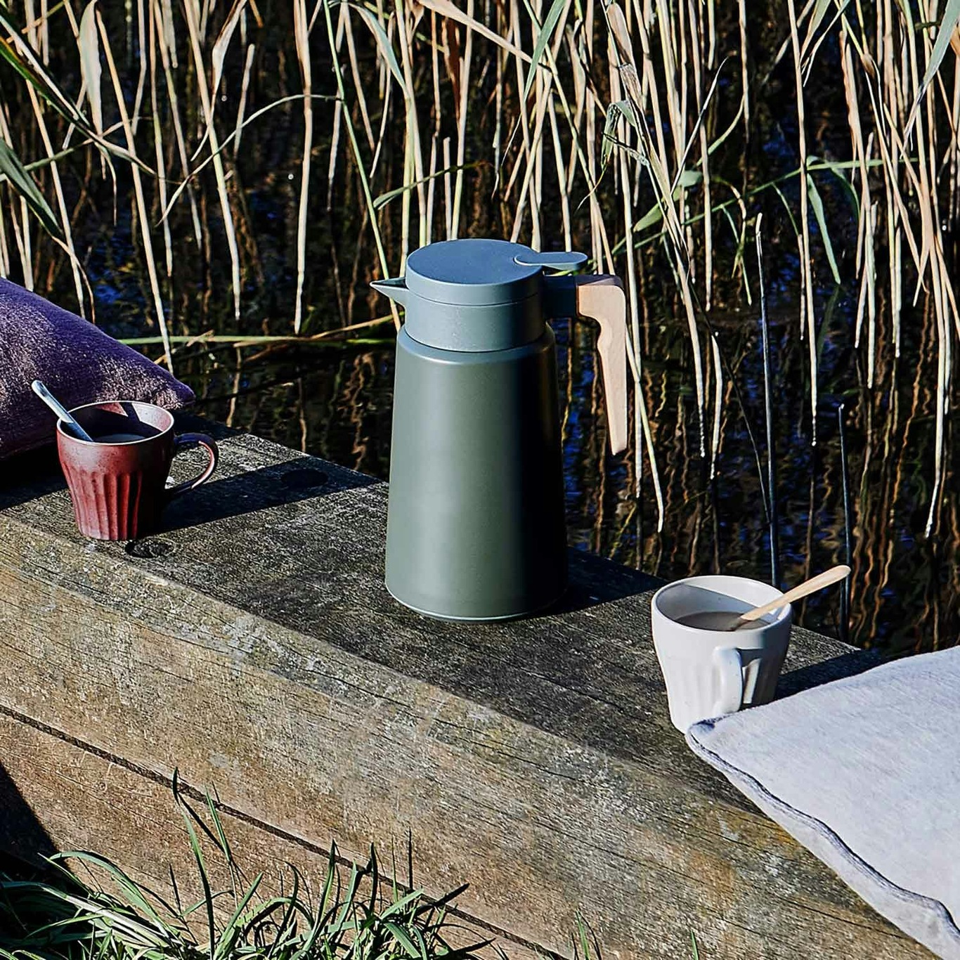 Cole Thermos 1,8 L, Green - House Doctor @ RoyalDesign