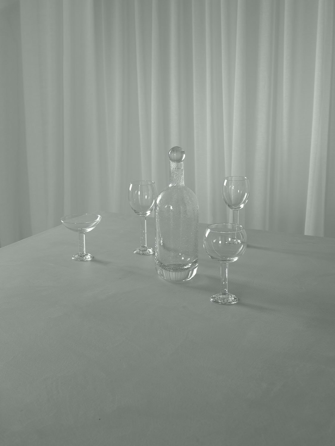 https://royaldesign.com/image/2/louise-roe-bubble-glass-cocktail-plain-top-2?w=800&quality=80