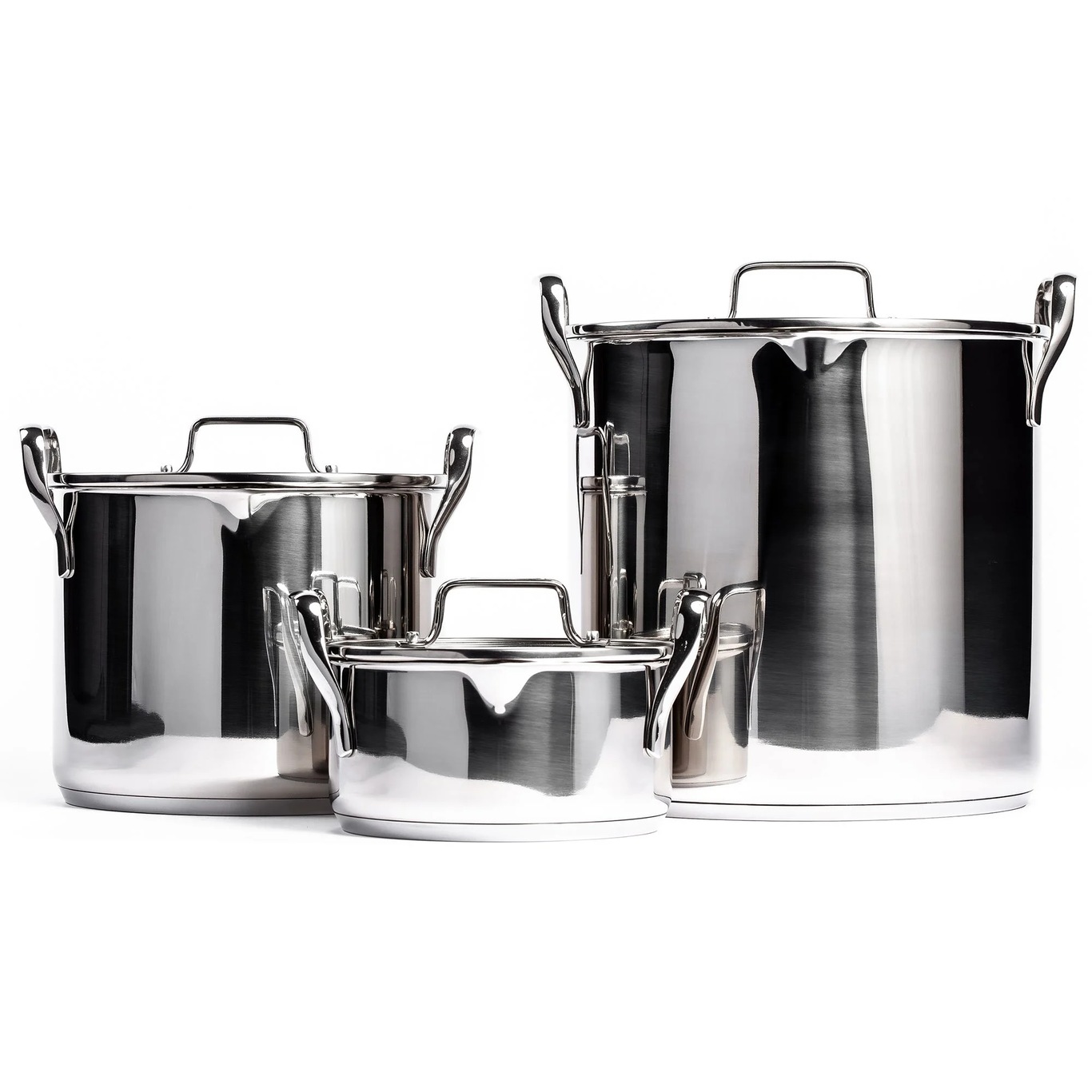 https://royaldesign.com/image/2/mareld-mareld-stackable-pot-set-stainless-steel-1-45-10l-1?w=800&quality=80