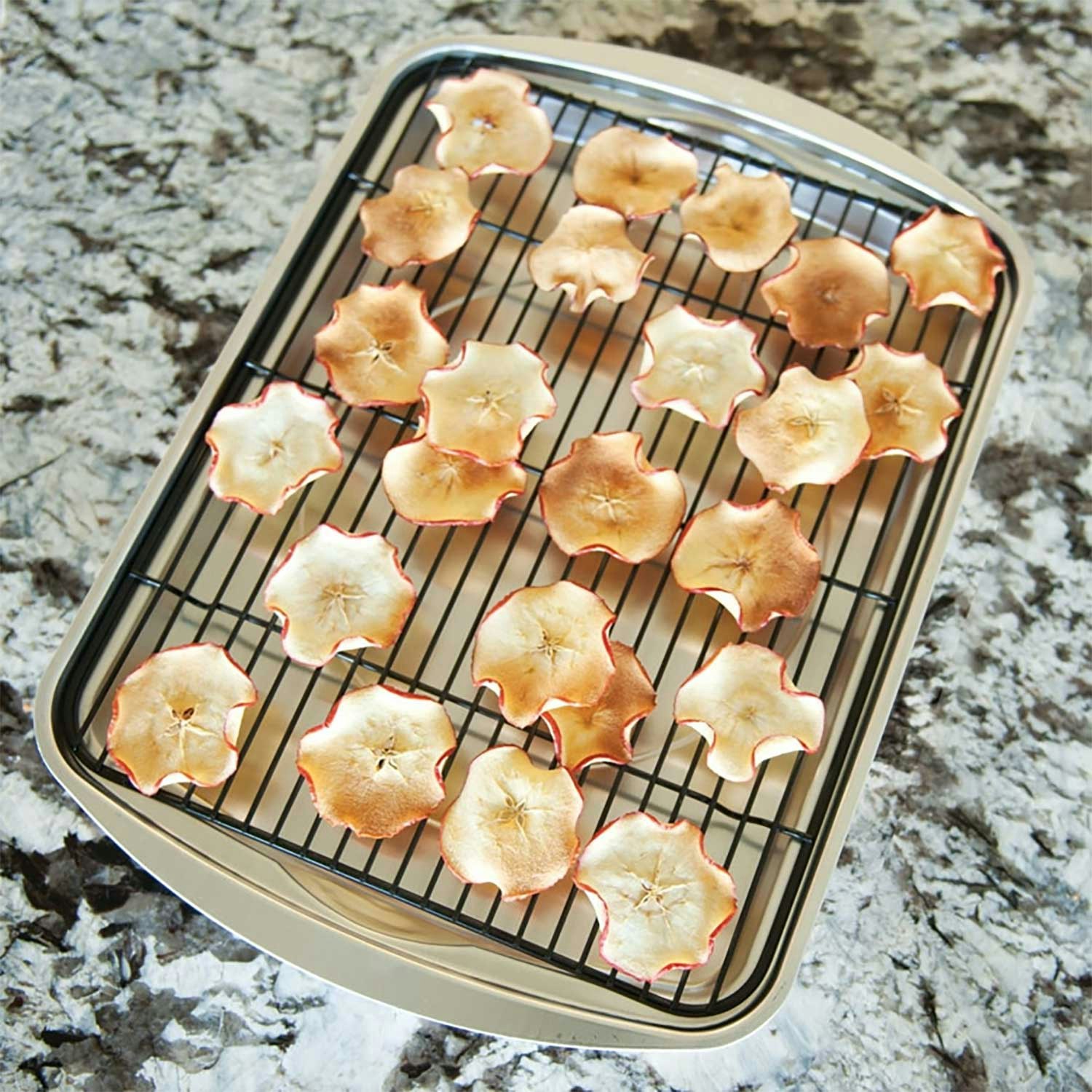High-Sided Oven Crisp Baking Tray - Moss & Embers Home Decorum