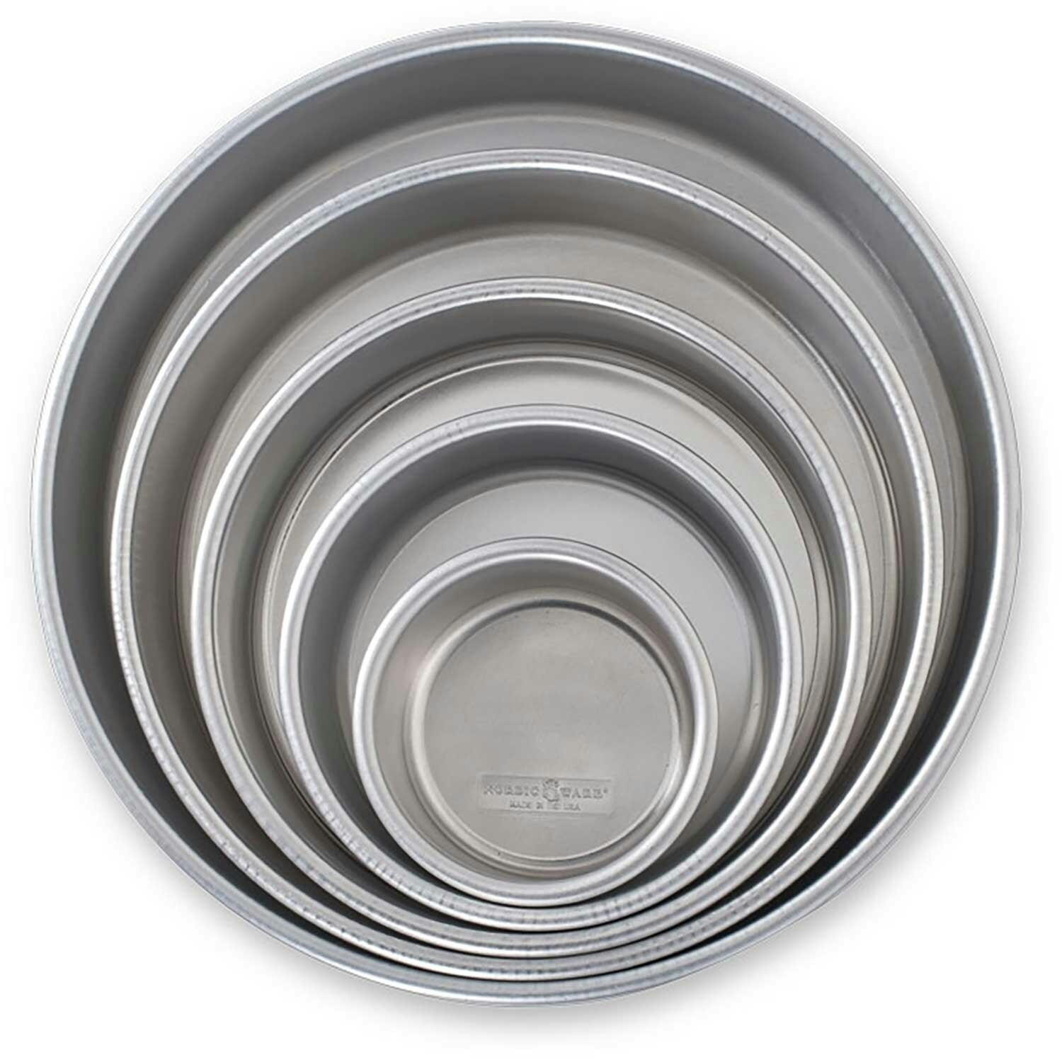 Wilton Aluminum 8-Inch Round Cake Pan Set, Multipack of 2