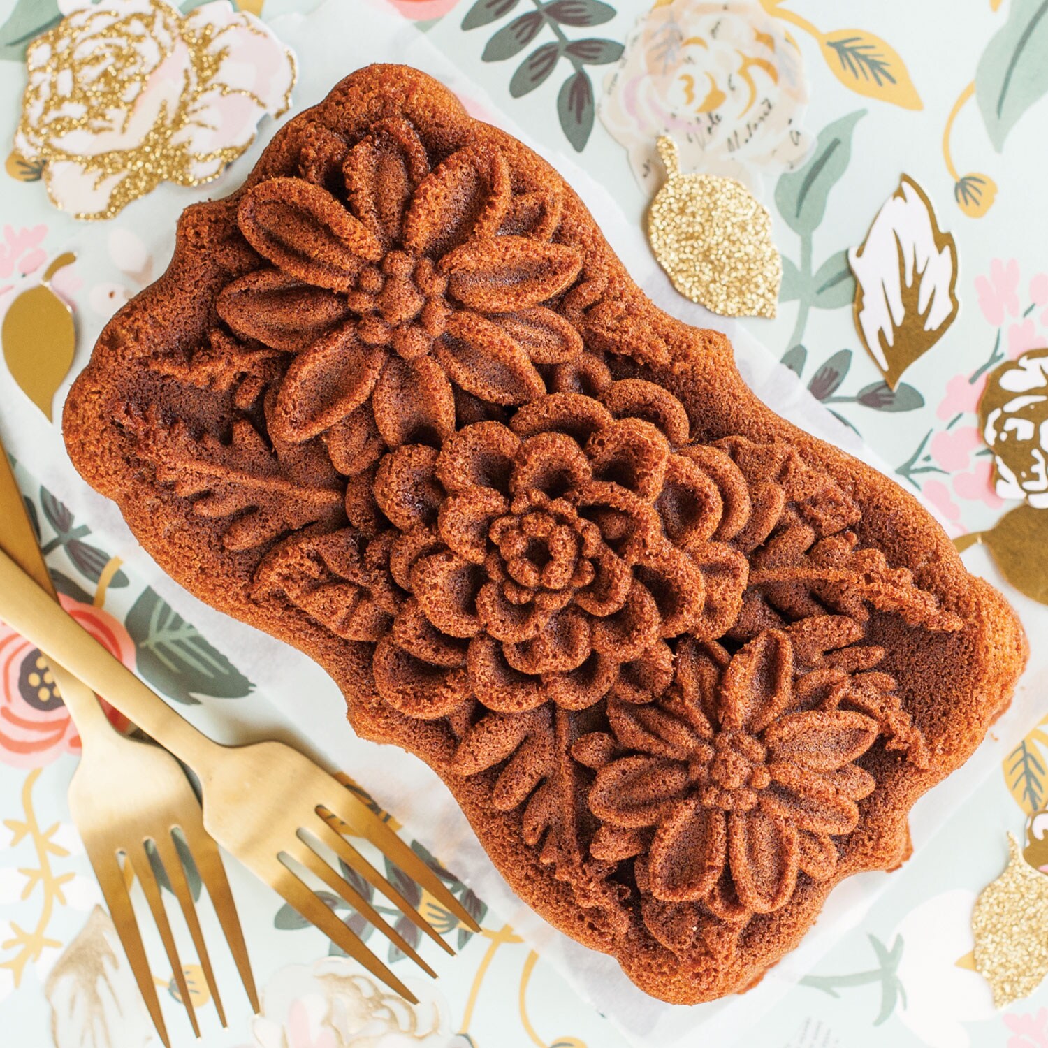 Nordic Ware Wildflower Loaf Pan - Nordic Ware @ RoyalDesign
