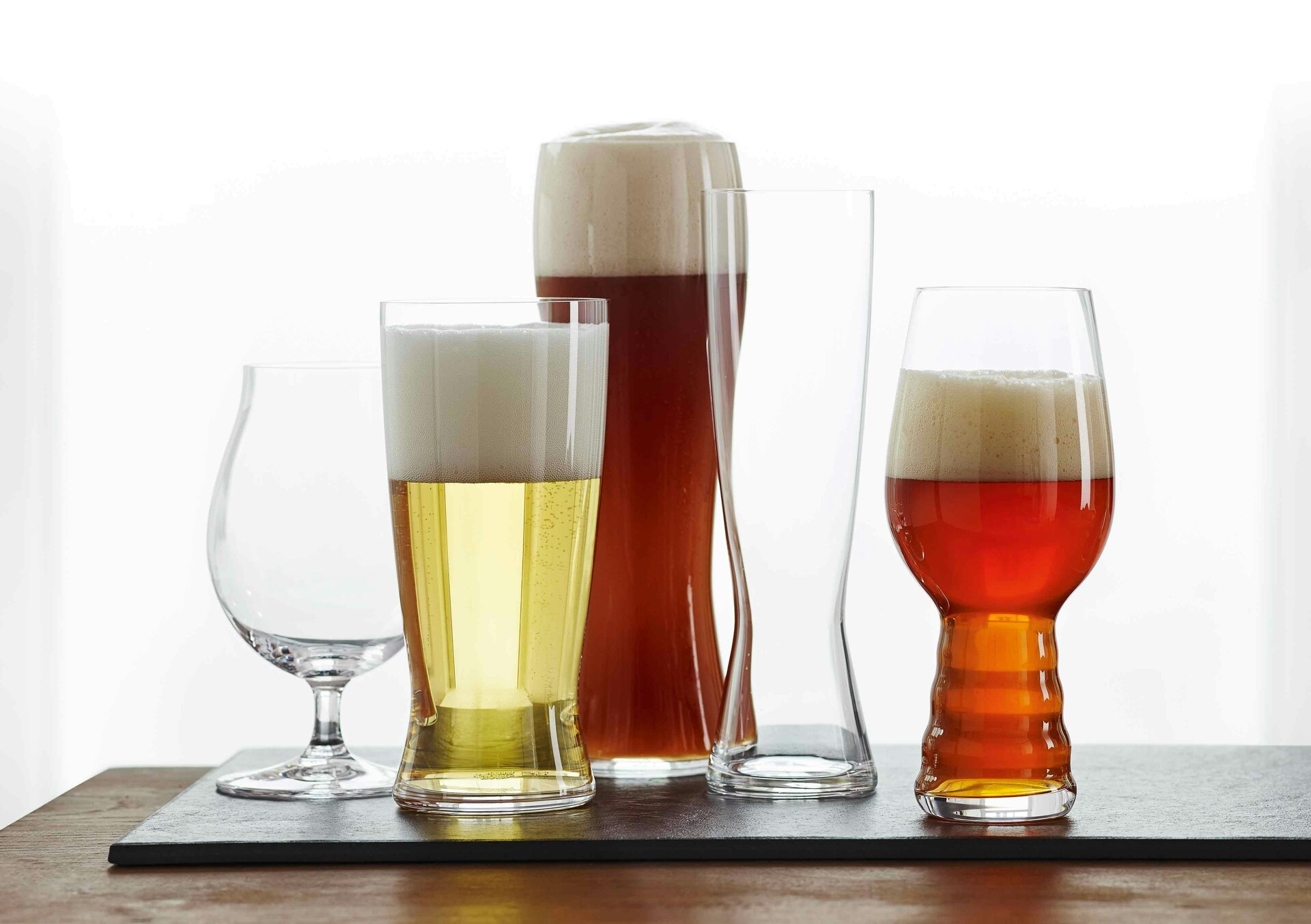 https://royaldesign.com/image/2/spiegelau-beer-classic-tasting-glass-kit-4-pcs-1