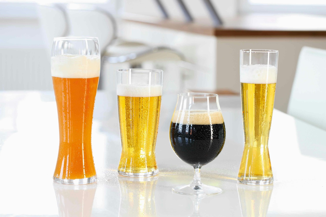 https://royaldesign.com/image/2/spiegelau-beer-classics-tall-pilsner-set-of-4-43-cl-3?w=800&quality=80