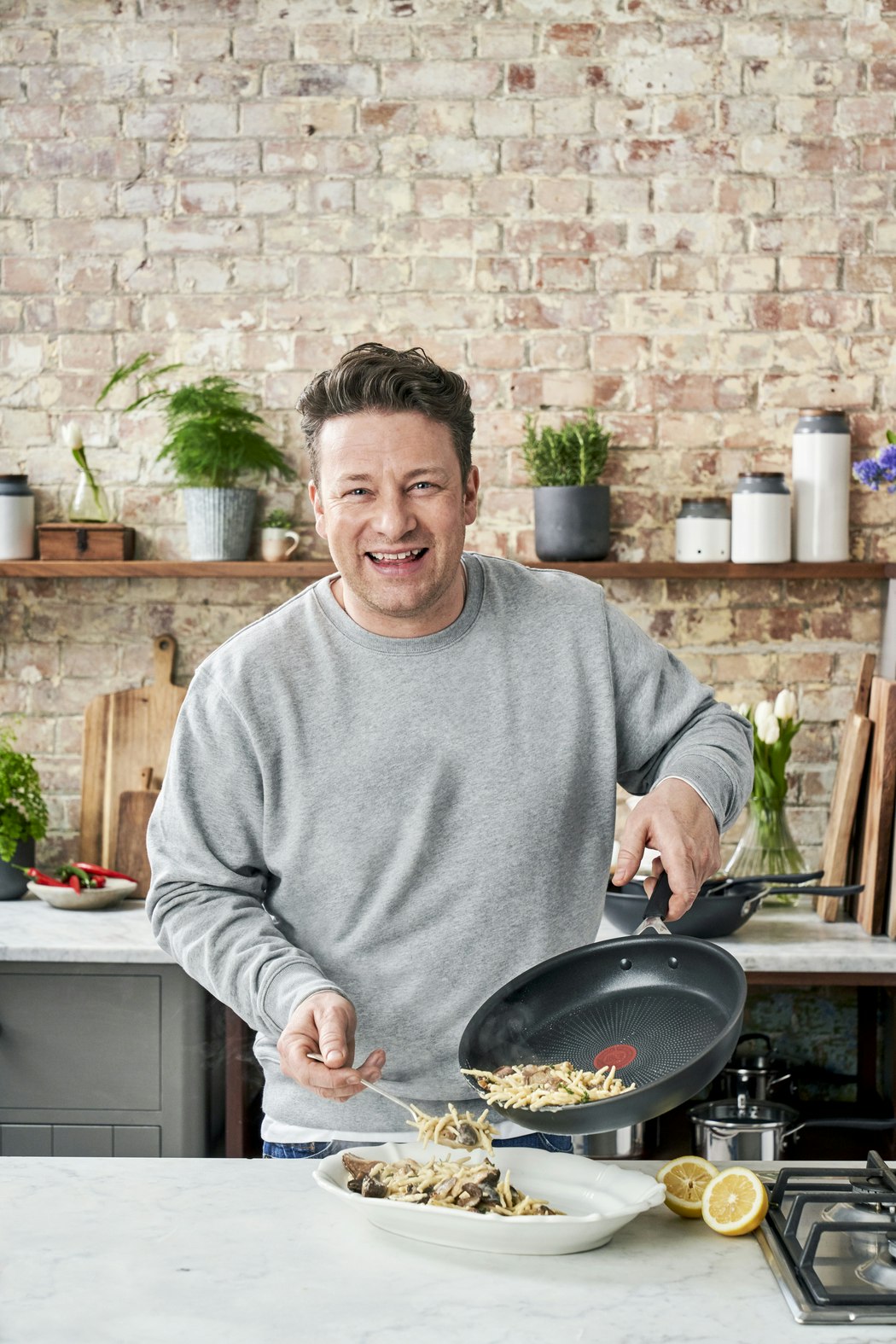 Jamie Oliver Quick & Easy Pan Anodized Aluminium, 24 cm RoyalDesign