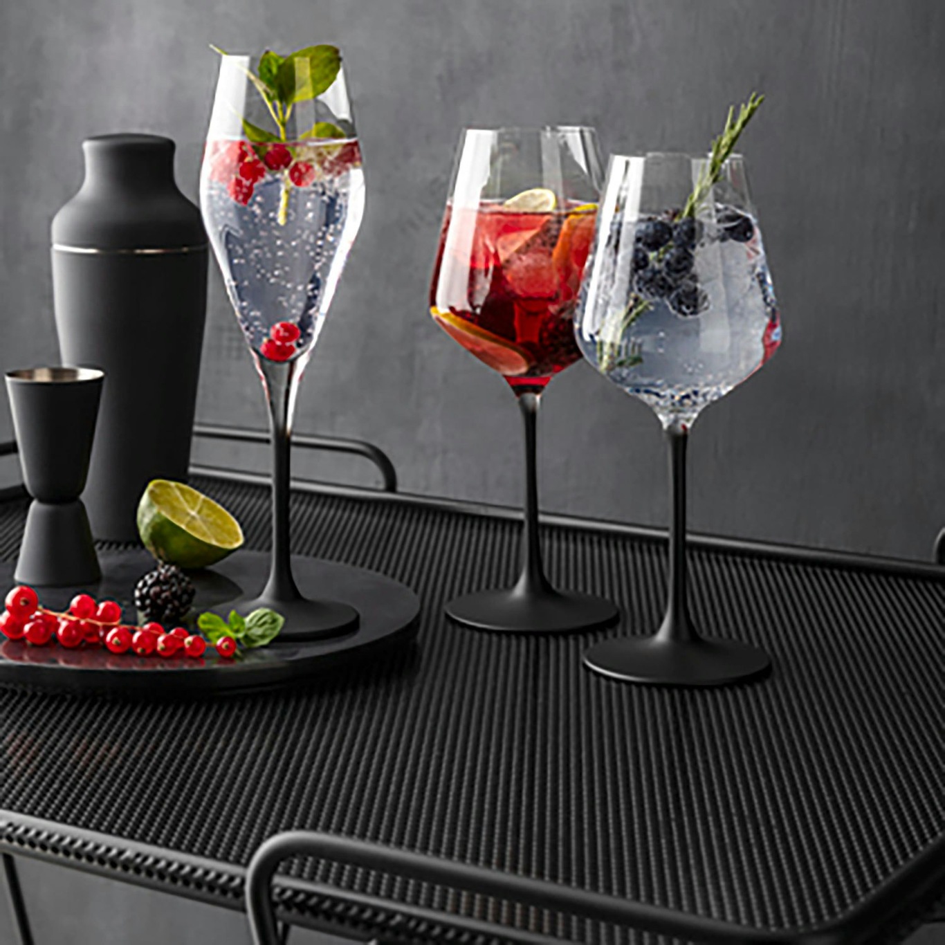 Manufacture Rock Champagne Glass 26 cl, 4-pack - Villeroy & Boch @  RoyalDesign