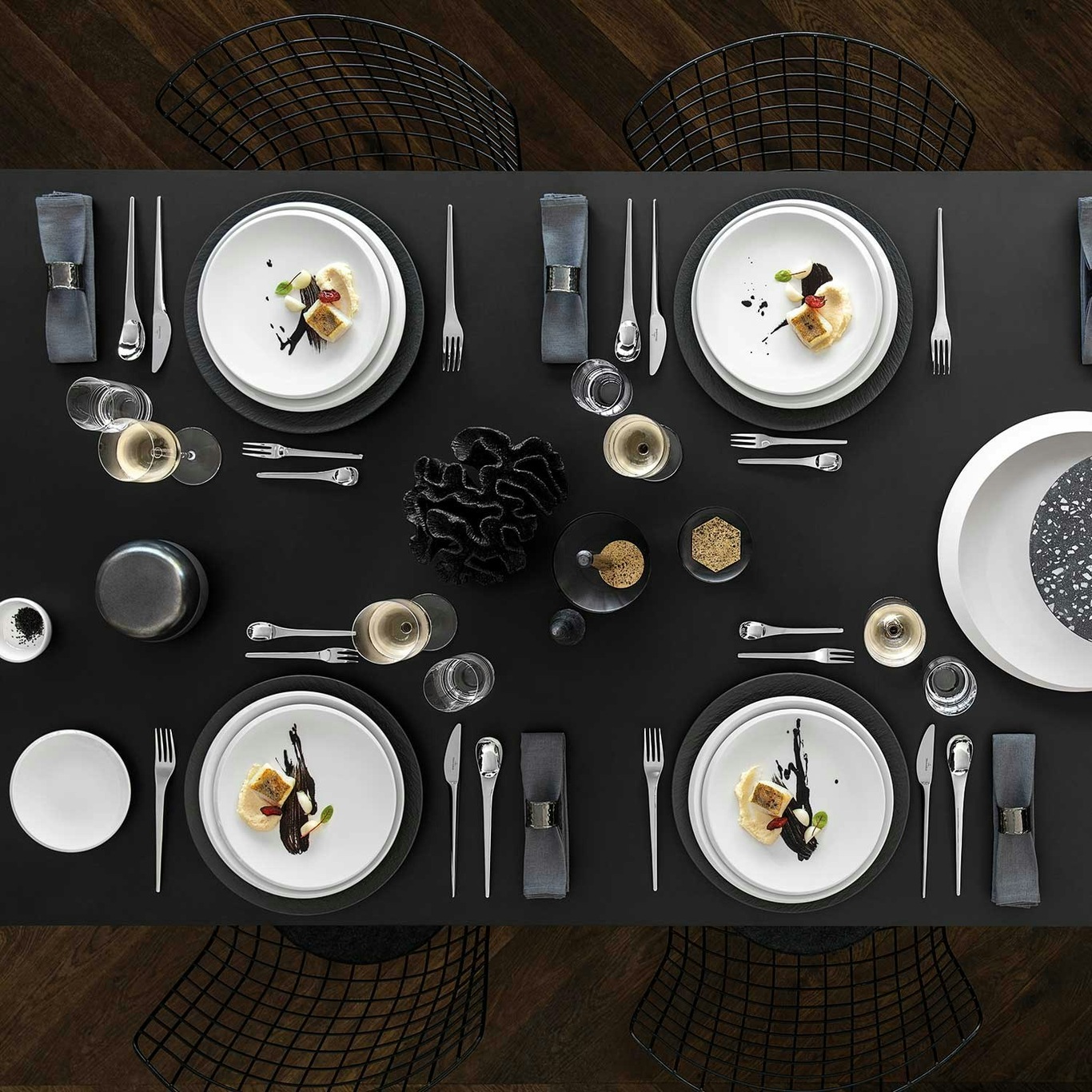 NewMoon Cutlery Set, 24 Pieces - Villeroy & Boch @ RoyalDesign
