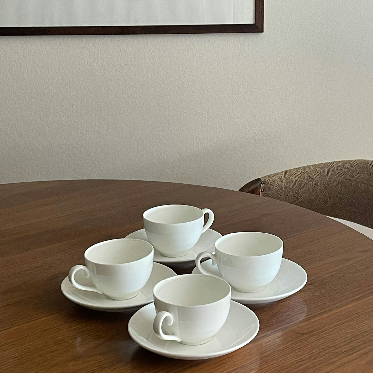 https://royaldesign.com/image/2/villeroy-boch-royal-white-coffee-cup-saucer-7