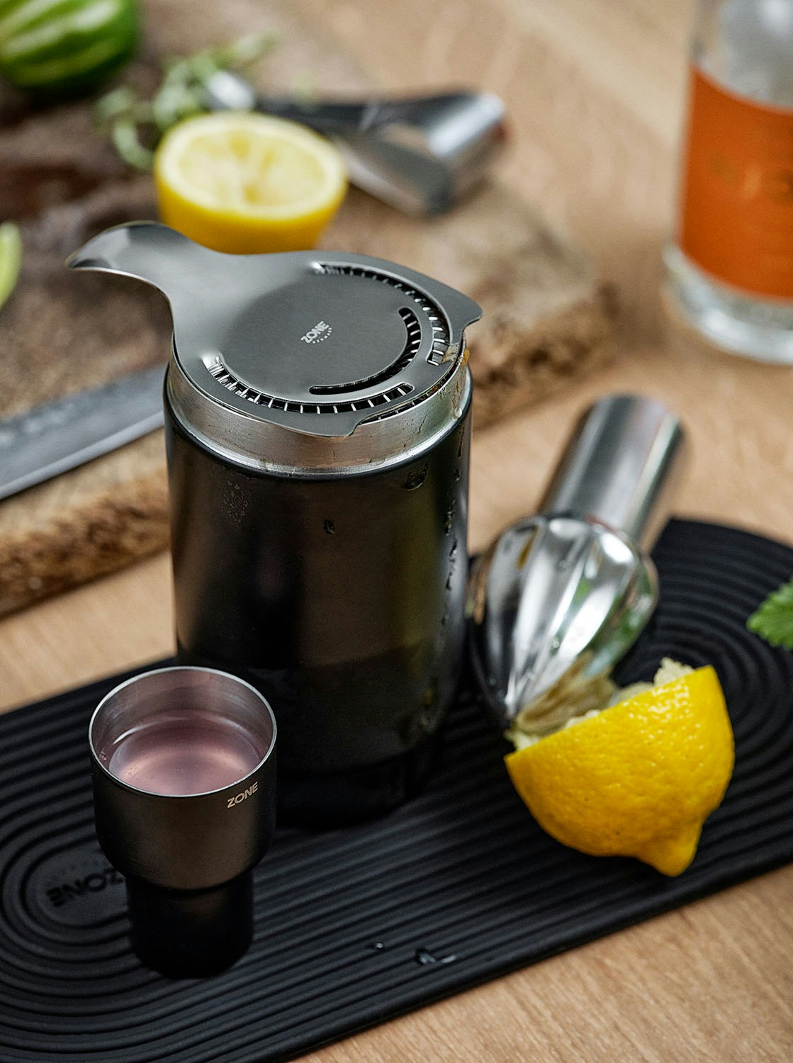 Small Cheese Grater with shaker head