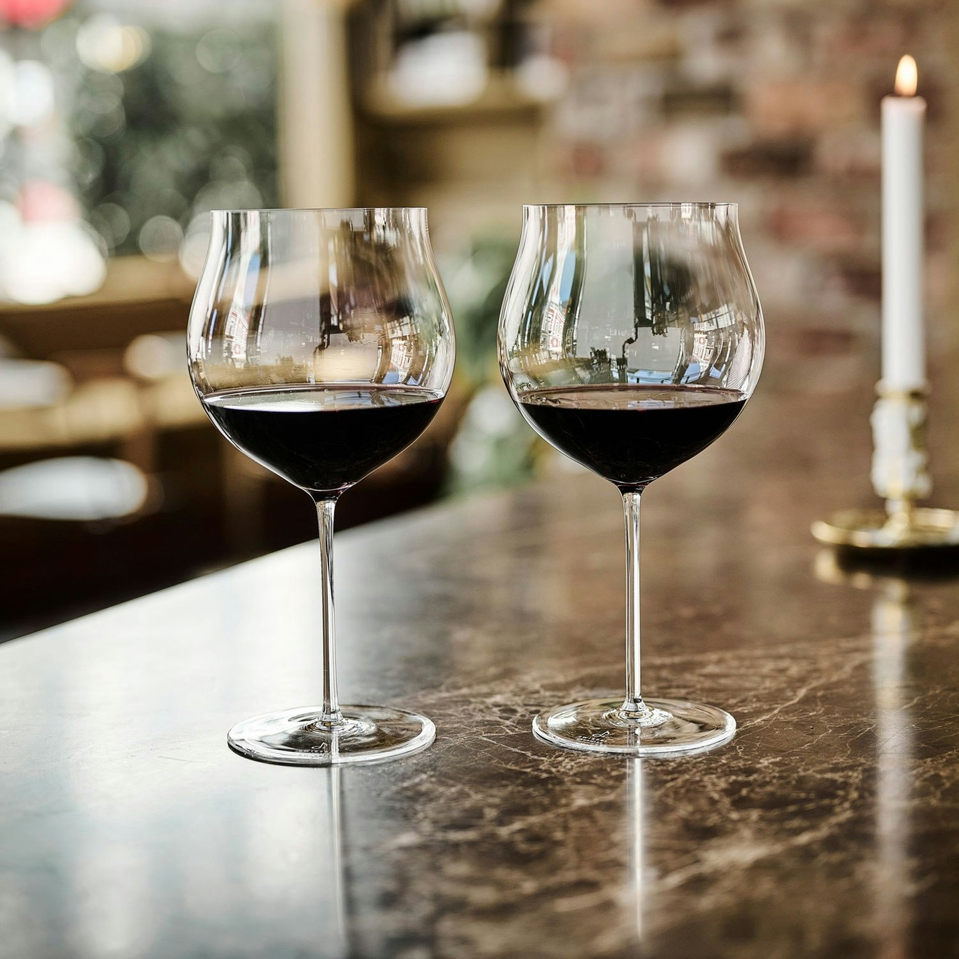 Hand Blown Red Wine Glasses Set of 2 - Ultra-Thin Burgundy Wine